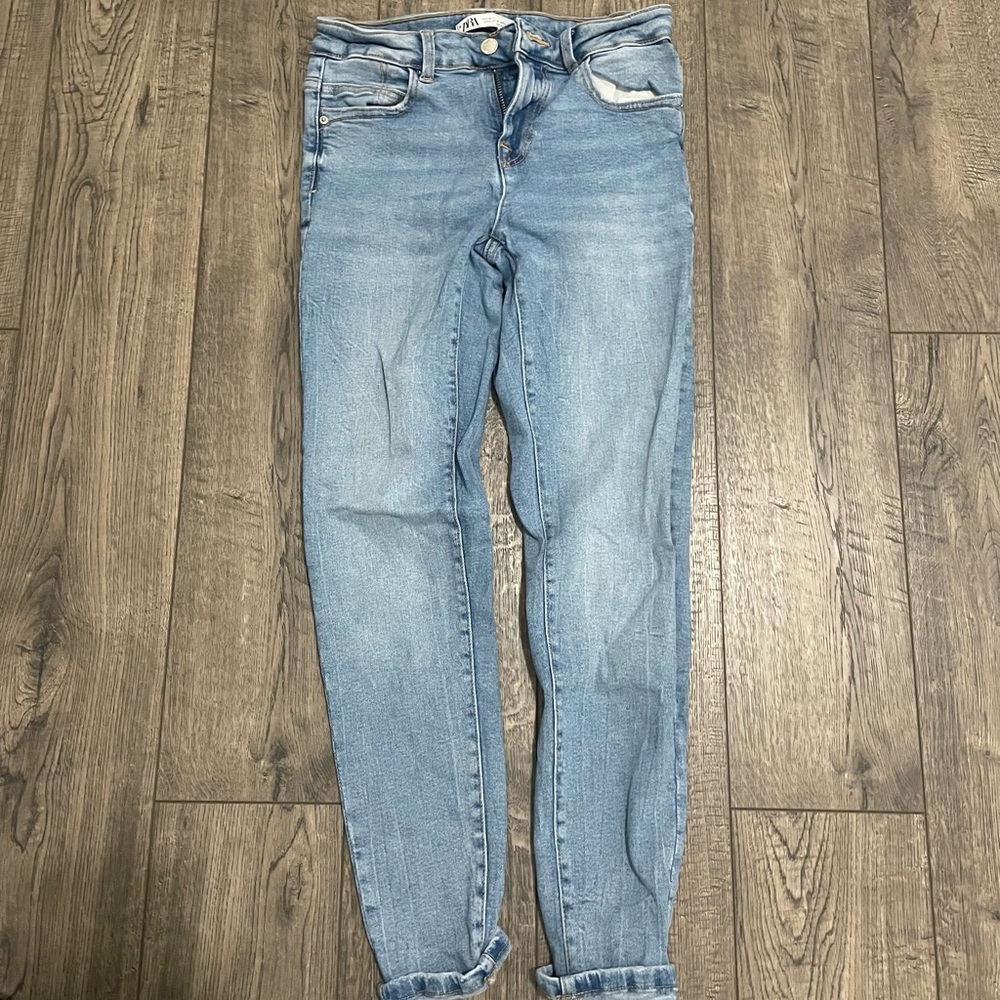 Zara light blue skinny jeans